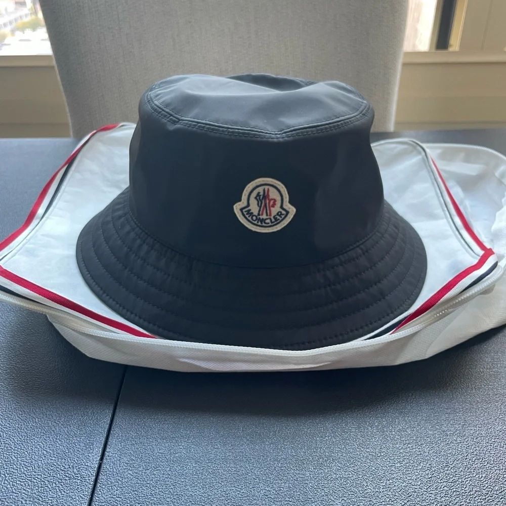 Moncler Classic Black Bucket Hat - Picture 3 of 6